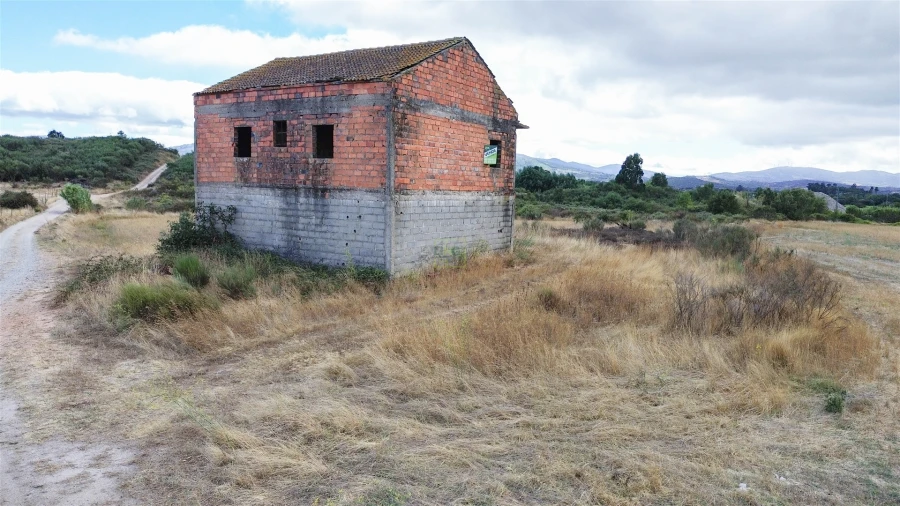 Terreno para Venda em Alcaria Foto 33