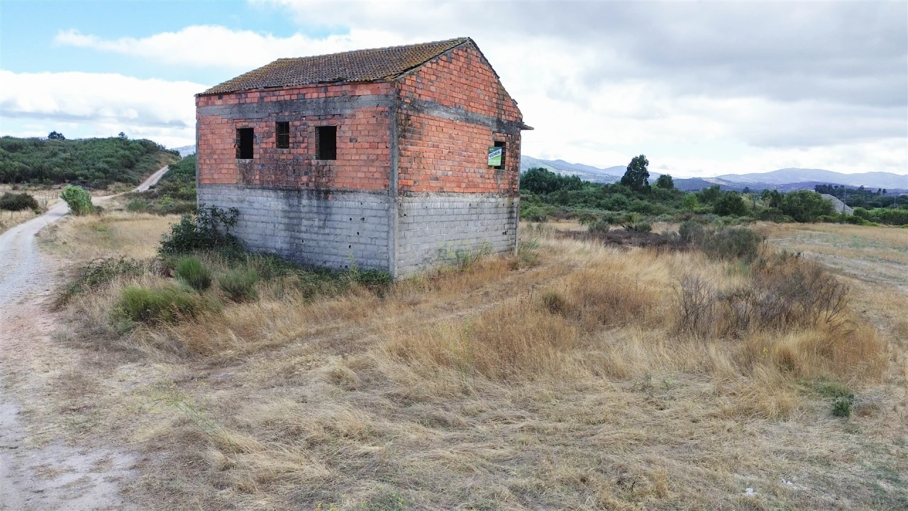 Terreno para Venda em Alcaria Foto 33