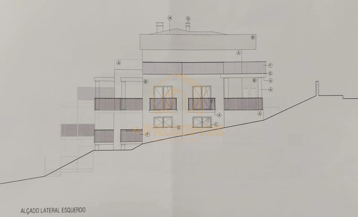 Moradia T4 para Venda em Buarcos Planta 5
