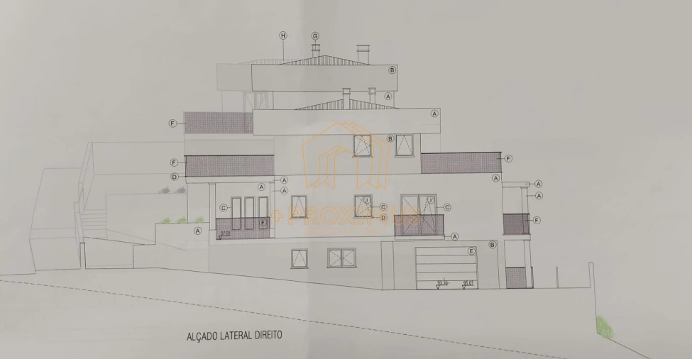 Moradia T4 para Venda em Buarcos Planta 6