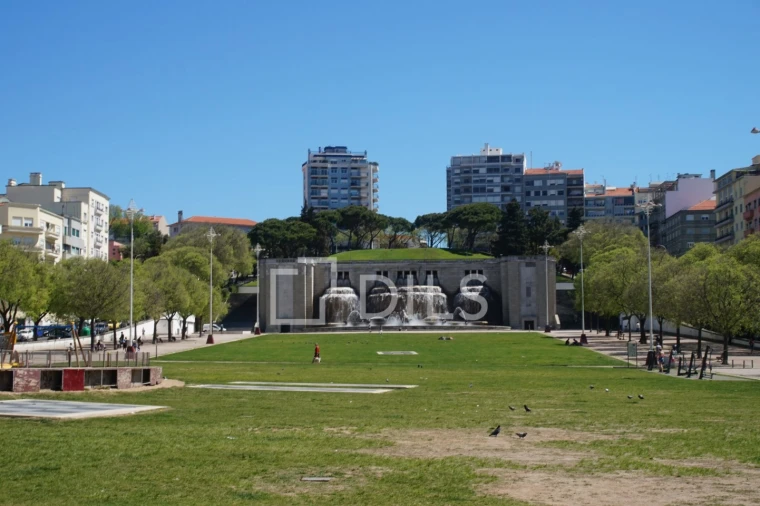 Apartamento T1 para Venda em Arroios Foto 18