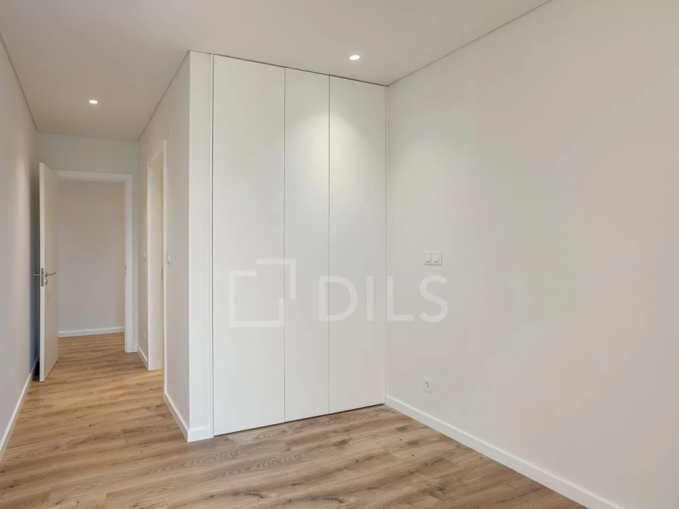 Apartamento T3 para Venda em Barcarena Foto 14