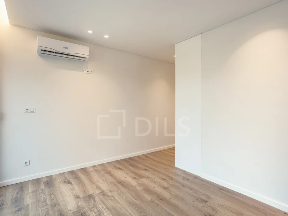 Apartamento T3 para Venda em Barcarena Foto 19