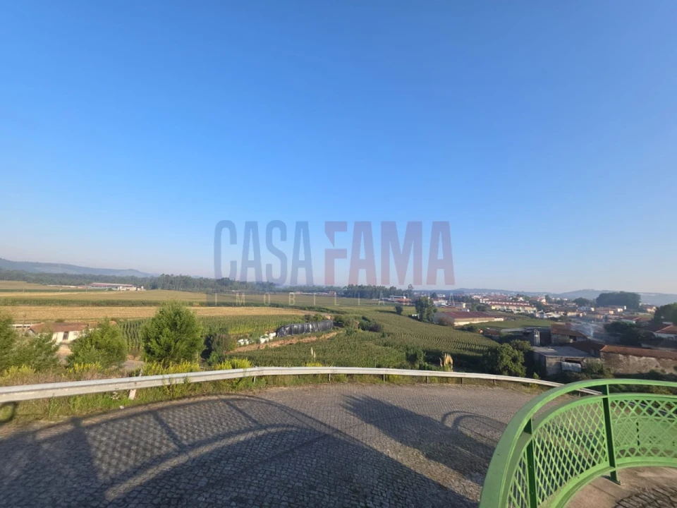 Terreno para Venda em Fradelos Foto 2