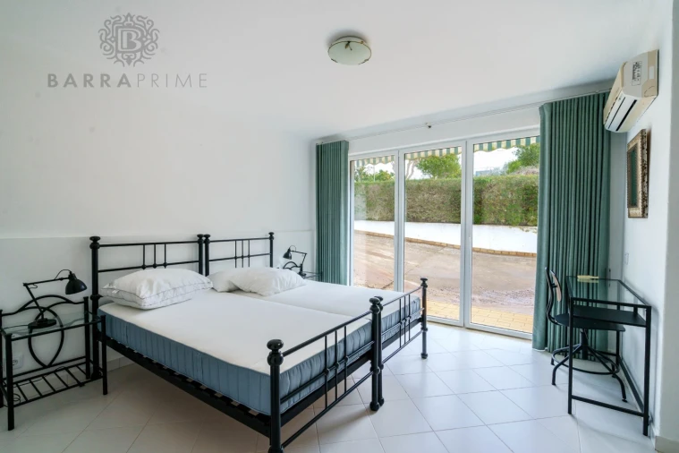 Moradia T5 para Venda em Boliqueime Foto 15