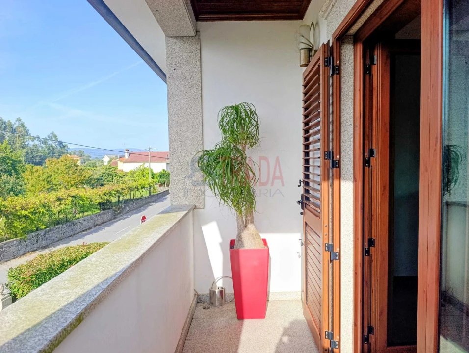 Moradia T3 para Venda em Associação de Freguesias do Vale do Neiva Foto 12