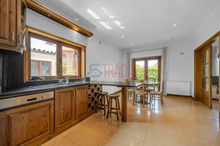 Moradia T3 para Venda em Associação de Freguesias do Vale do Neiva Foto 5