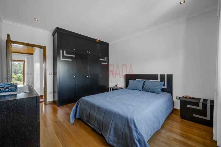 Moradia T3 para Venda em Associação de Freguesias do Vale do Neiva Foto 16