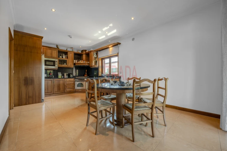 Moradia T3 para Venda em Associação de Freguesias do Vale do Neiva Foto 6