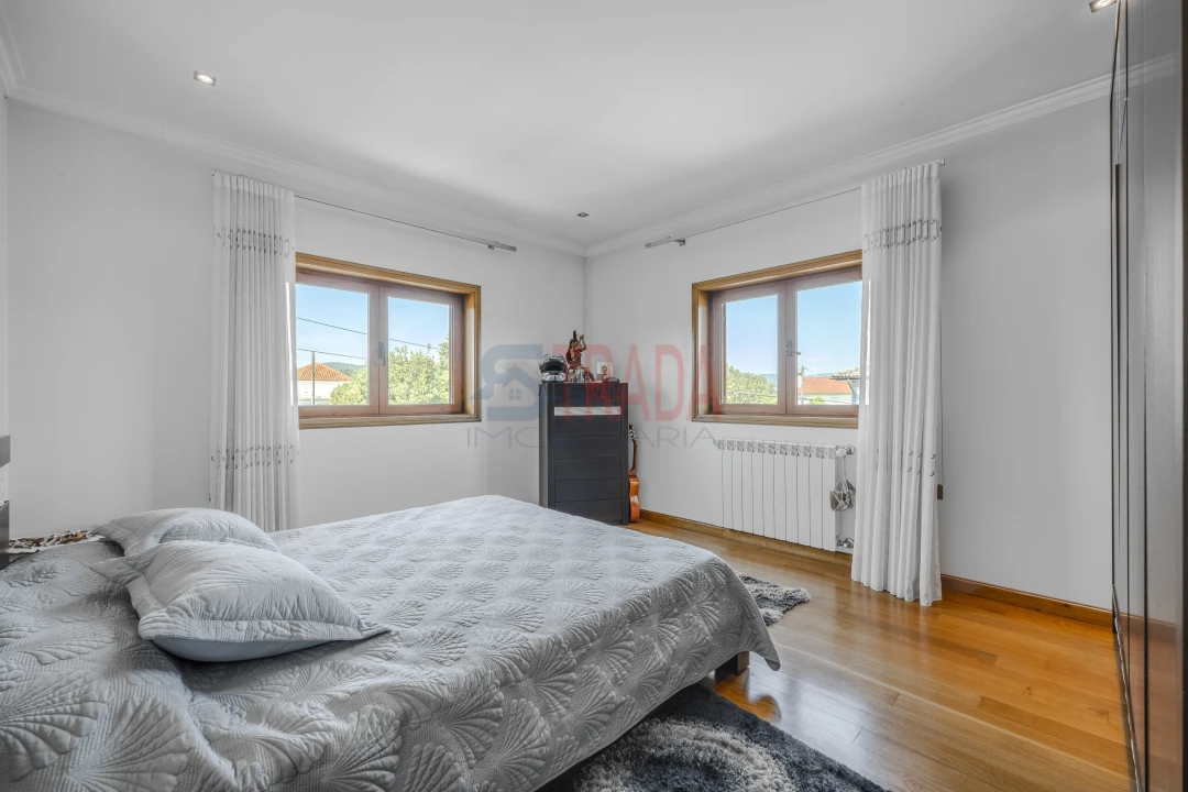 Moradia T3 para Venda em Associação de Freguesias do Vale do Neiva Foto 17