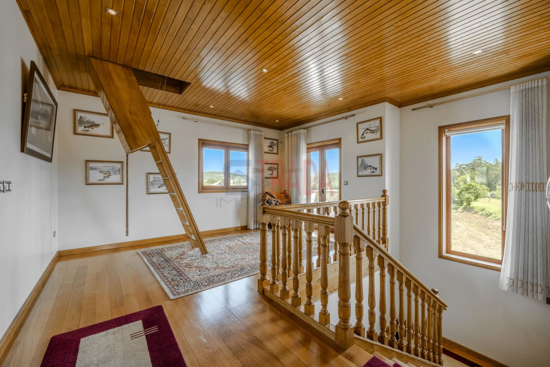 Moradia T3 para Venda em Associação de Freguesias do Vale do Neiva Foto 9