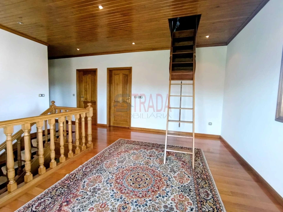 Moradia T3 para Venda em Associação de Freguesias do Vale do Neiva Foto 18