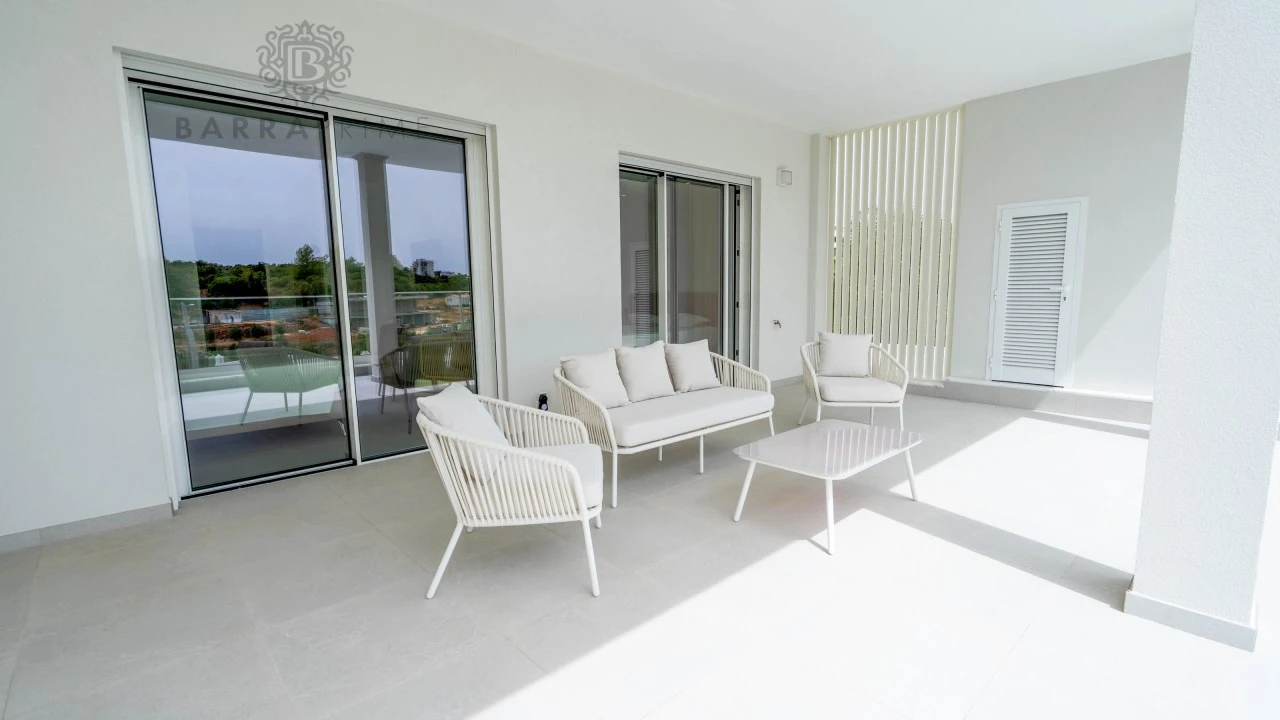 Moradia T5 para Venda em Alvor Foto 36
