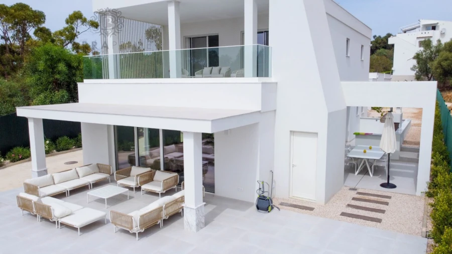 Moradia T5 para Venda em Alvor Foto 10