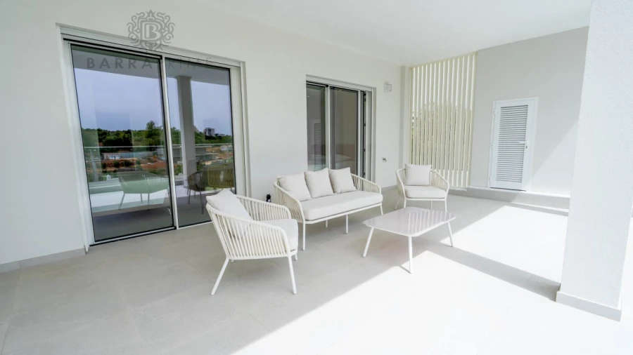 Moradia T5 para Venda em Alvor Foto 36