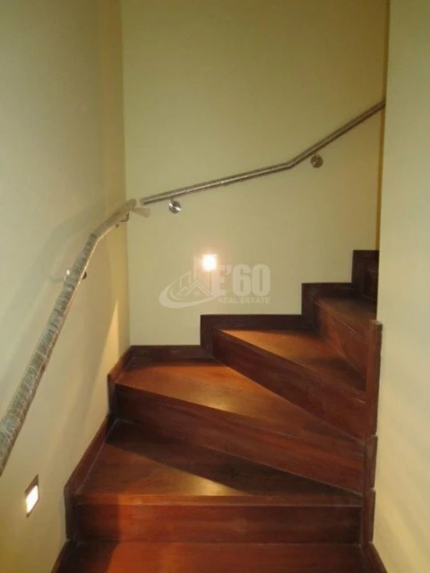 Moradia T4 para Venda em Gulpilhares e Valadares