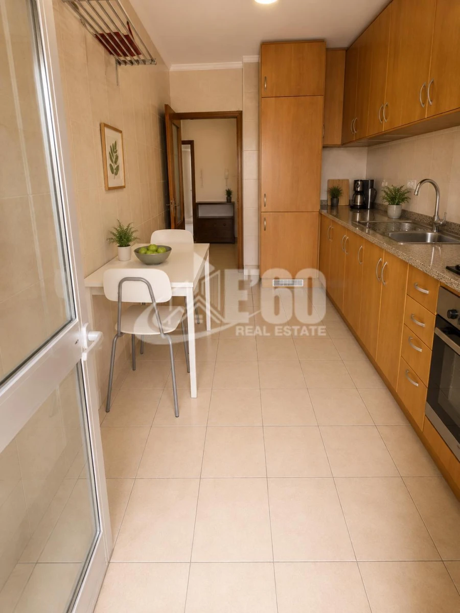 Apartamento T2 para Venda em São Felix da Marinha Foto 5