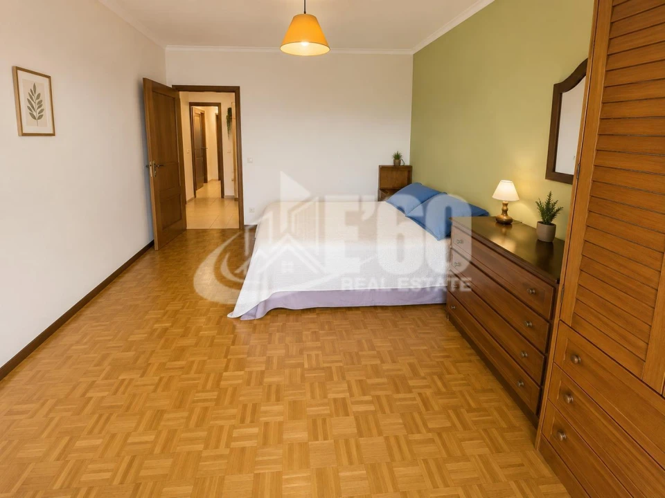 Apartamento T2 para Venda em São Felix da Marinha Foto 8