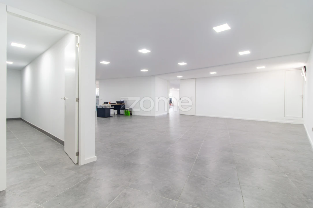 Moradia T3 para Venda em Oliveira, São Paio e São Sebastião Foto 40