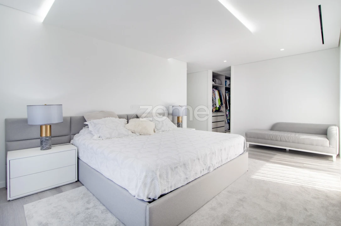 Moradia T3 para Venda em Oliveira, São Paio e São Sebastião Foto 25