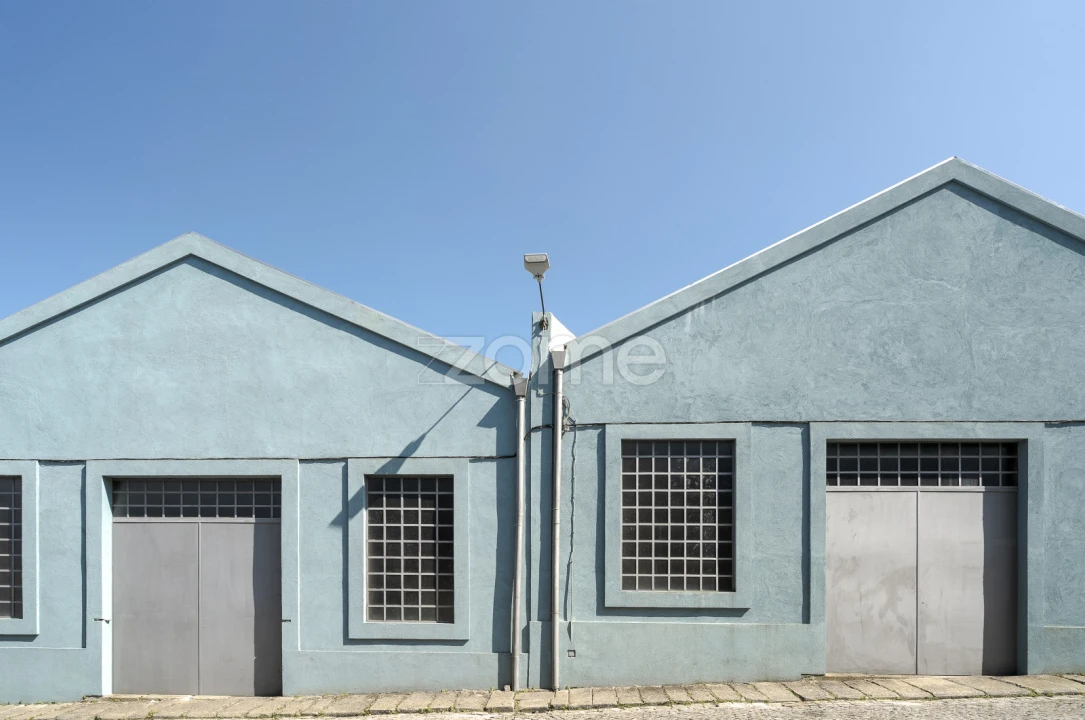 Terreno Comércio / Armazém para Arrendamento em Campanhã Foto 8