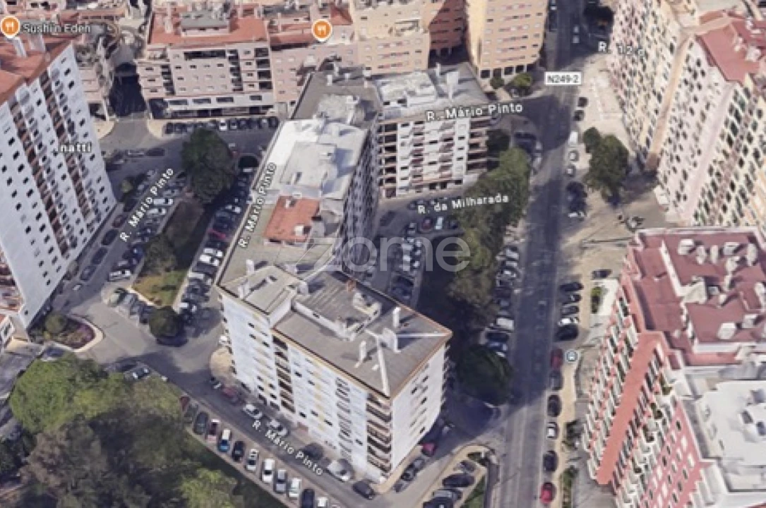 Negócio para Venda em Massamá e Monte Abraão Foto 3