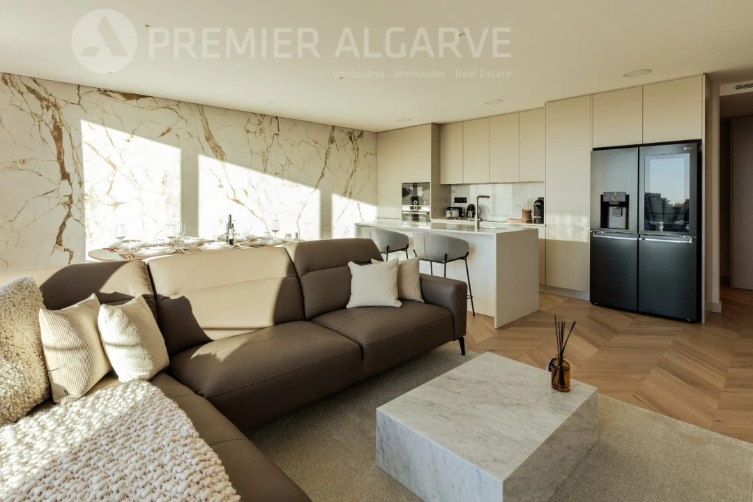 Apartamento T2 para Venda em Faro (Sé e São Pedro) Foto 4