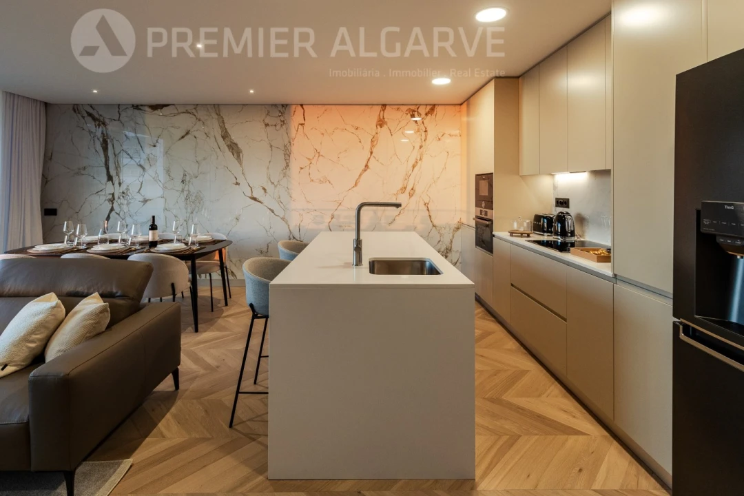 Apartamento T2 para Venda em Faro (Sé e São Pedro) Foto 5