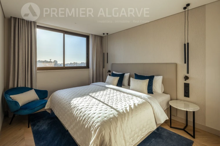 Apartamento T2 para Venda em Faro (Sé e São Pedro) Foto 13