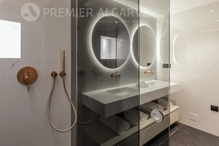 Apartamento T2 para Venda em Faro (Sé e São Pedro) Foto 22