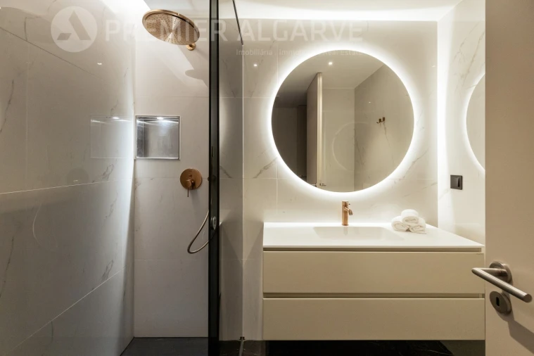 Apartamento T2 para Venda em Faro (Sé e São Pedro) Foto 23