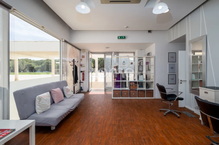 Negócio para Trespasse em Oeiras e São Julião da Barra, Paço de Arcos e Caxias Foto 1