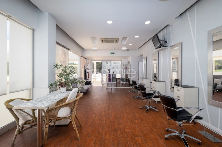 Negócio para Trespasse em Oeiras e São Julião da Barra, Paço de Arcos e Caxias Foto 4