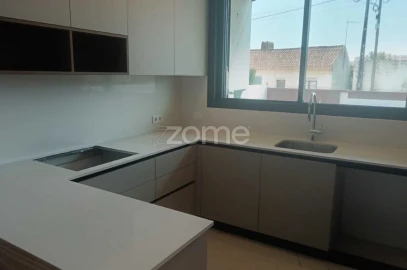 Moradia T5 para Venda em Buarcos