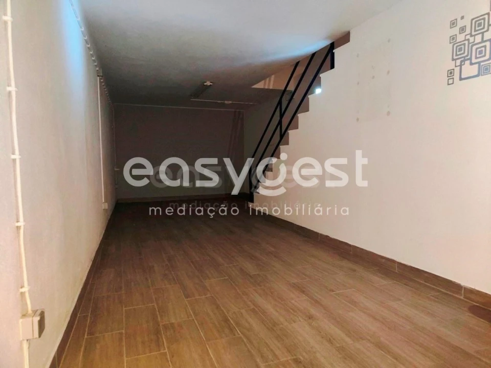 Loja para Venda em Beja (Santiago Maior e São João Baptista) Foto 4