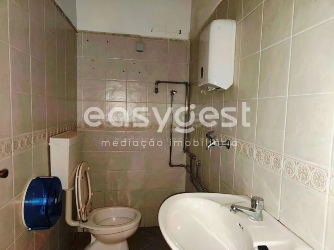 Loja para Venda em Beja (Santiago Maior e São João Baptista) Foto 2