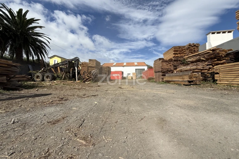 Terreno Comércio / Armazém para Venda em Rabo de Peixe Foto 21