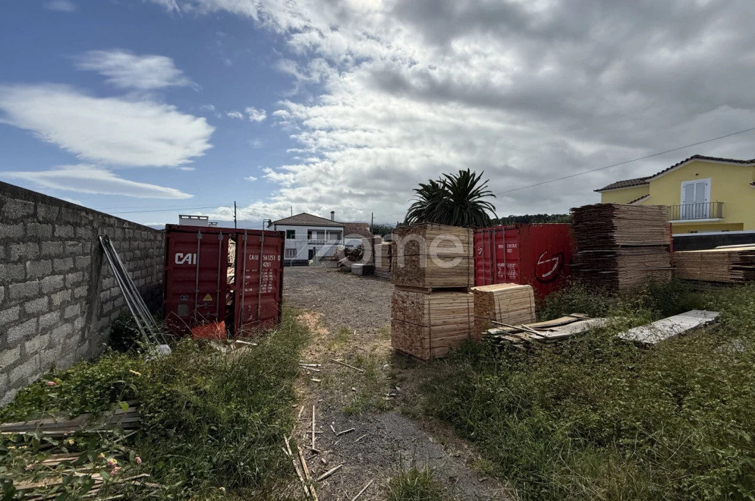 Terreno Comércio / Armazém para Venda em Rabo de Peixe Foto 8