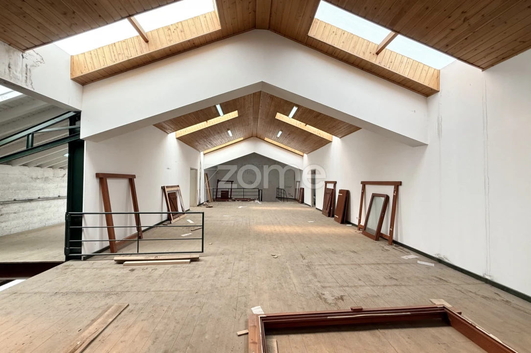 Terreno Comércio / Armazém para Venda em Rabo de Peixe Foto 17