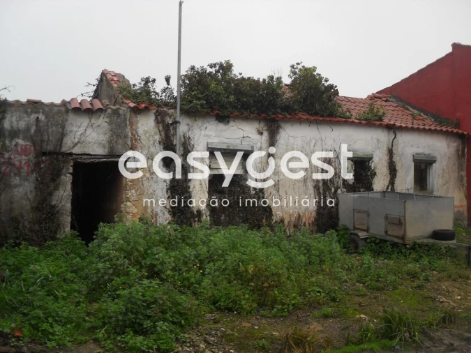 Moradia T5 para Venda em Azoia de Cima e Tremês Foto 2