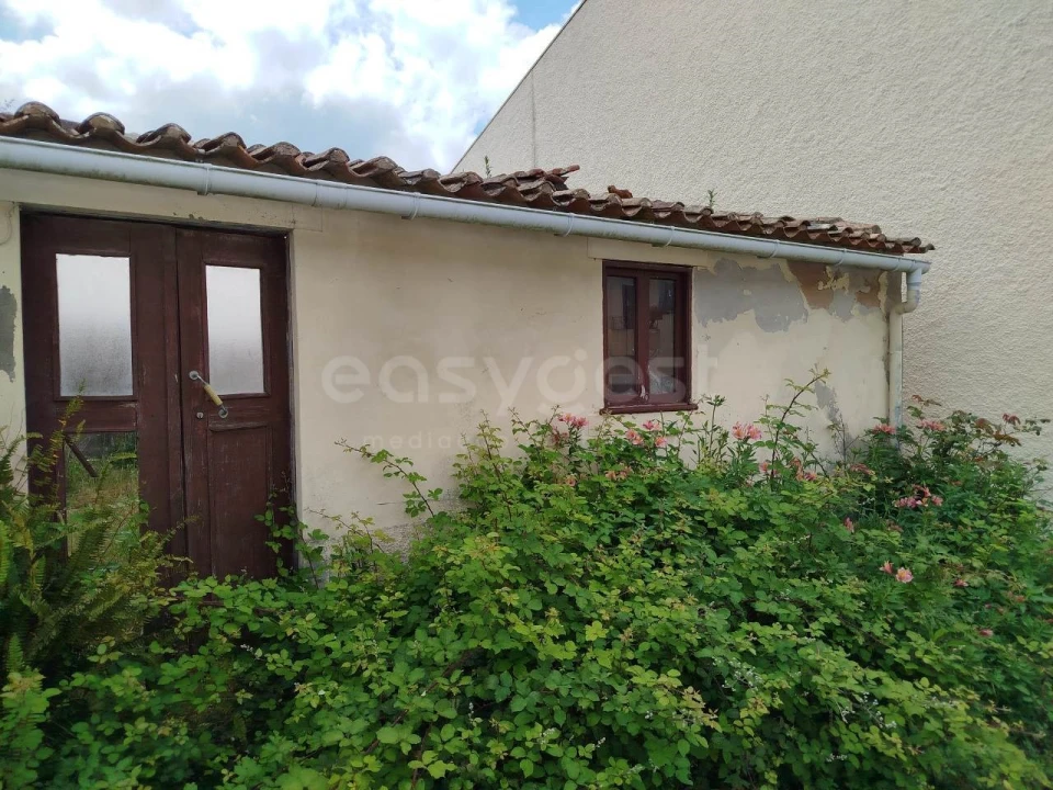 Moradia T1 para Venda em Anobra Foto 12