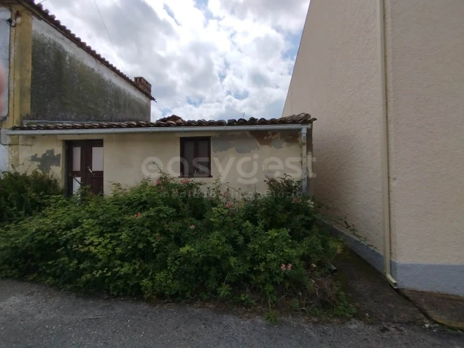 Moradia T1 para Venda em Anobra Foto 5