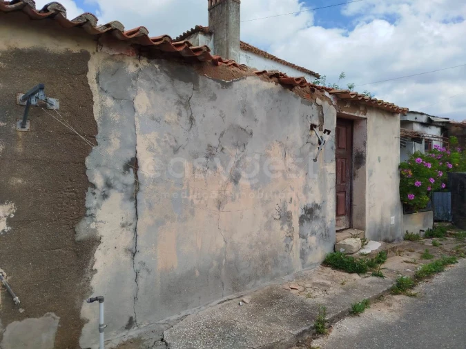 Moradia T1 para Venda em Anobra Foto 8