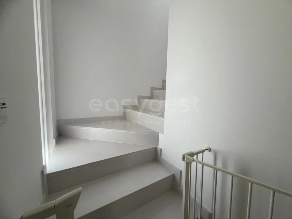 Moradia T4 para Venda em Pinhal Novo Foto 13