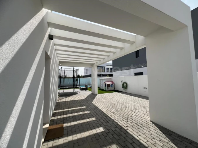 Moradia T4 para Venda em Pinhal Novo Foto 6