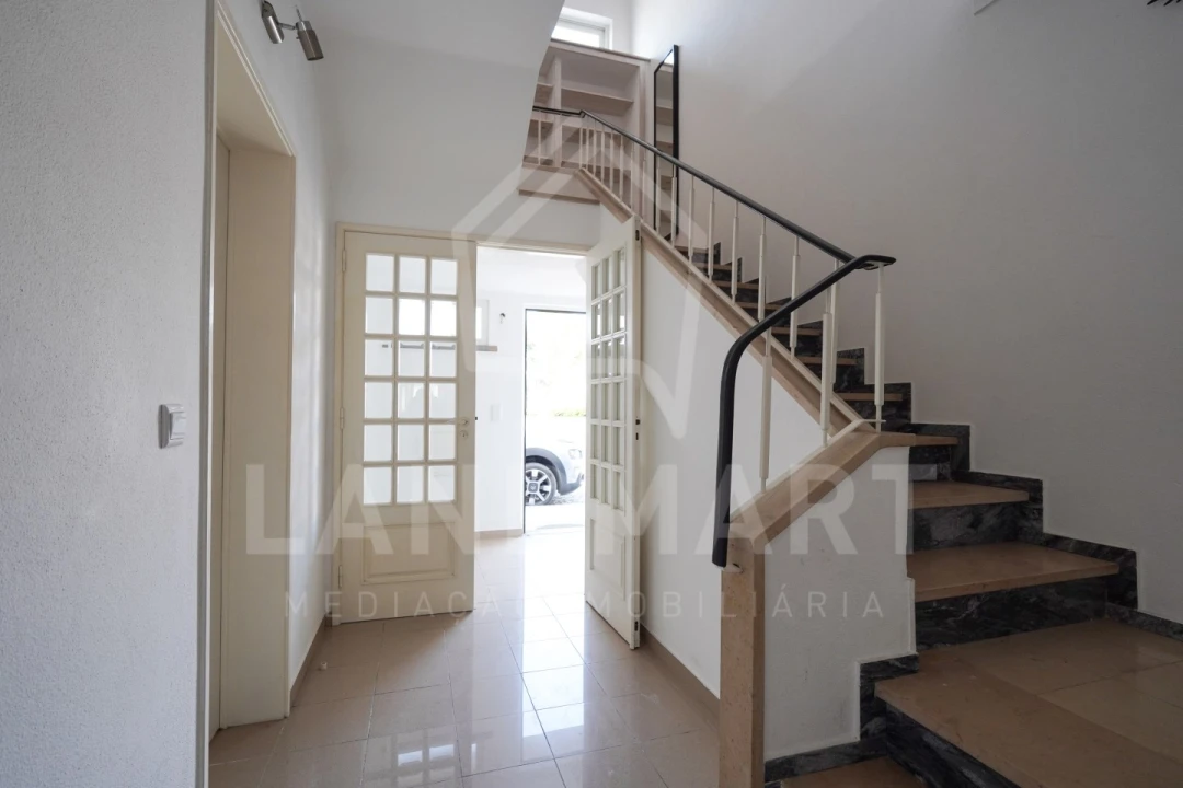 Moradia T5 para Venda em Benedita Foto 7