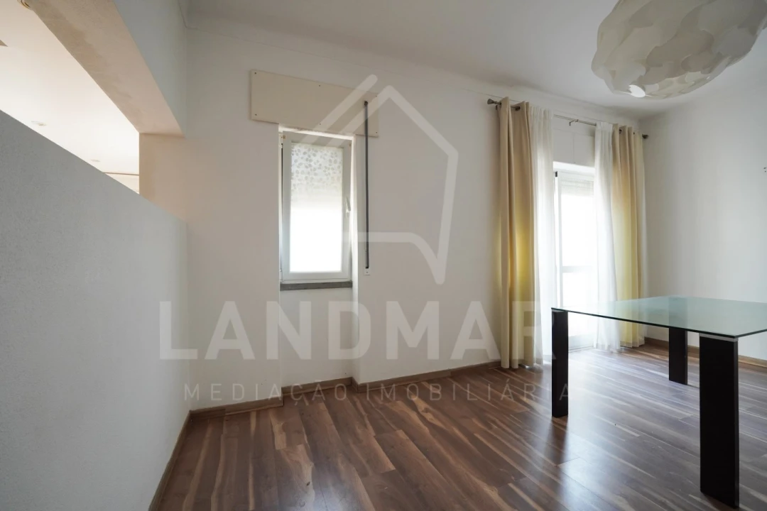 Moradia T5 para Venda em Benedita Foto 13