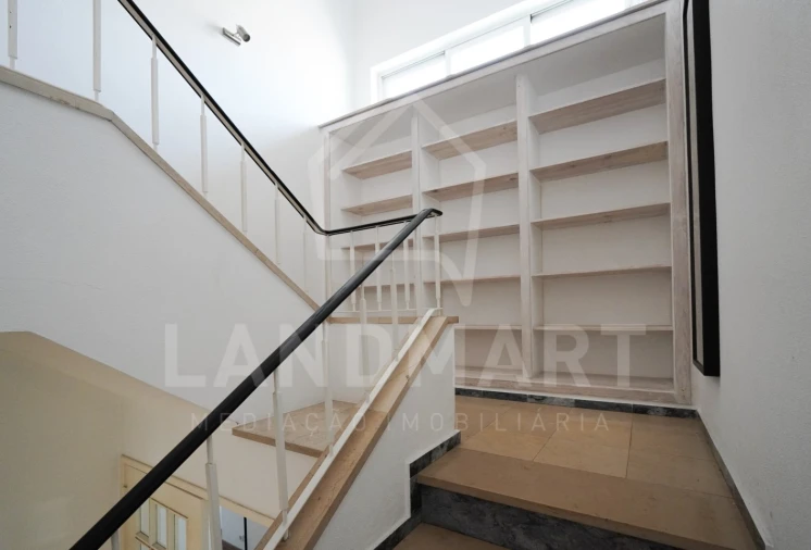 Moradia T5 para Venda em Benedita Foto 9