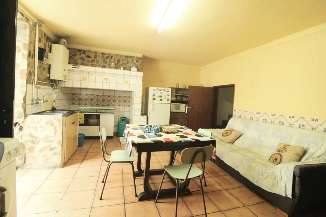 Moradia T1 para Venda em Alter do Chão Foto 3