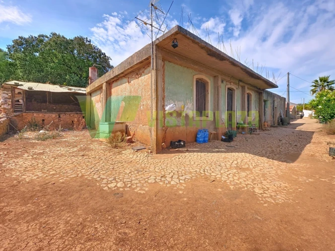 Terreno Misto para Venda em Mexilhoeira Grande Foto 1